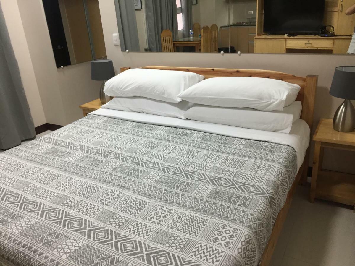 מנילה 101 Newport Condo C2 מראה חיצוני תמונה