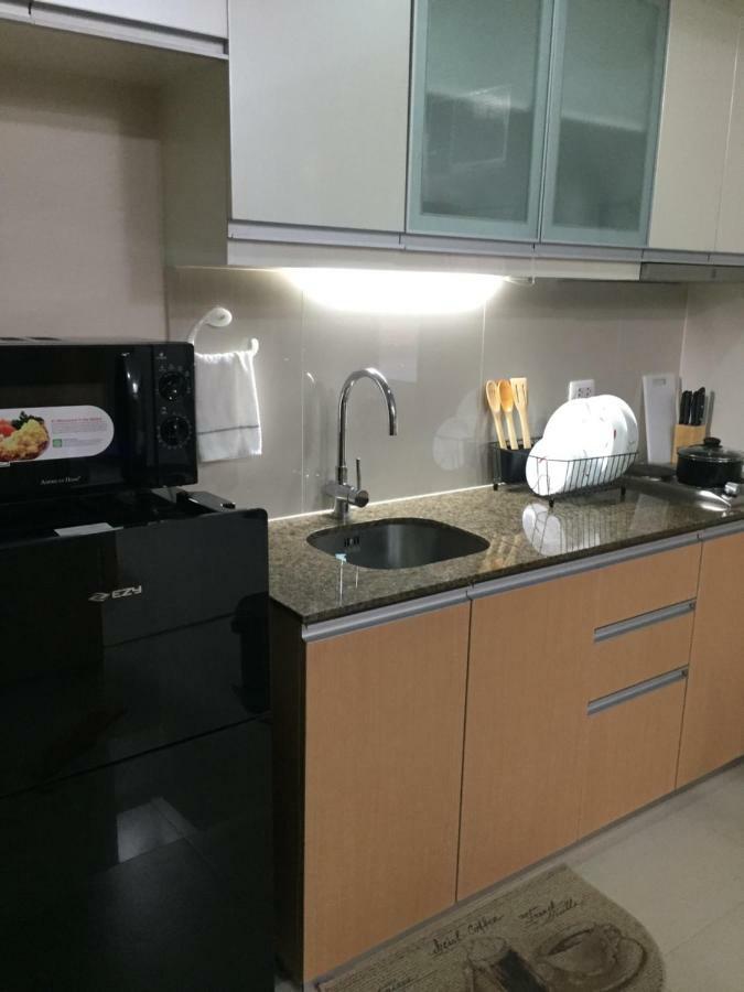 מנילה 101 Newport Condo C2 מראה חיצוני תמונה