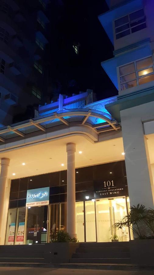 מנילה 101 Newport Condo C2 מראה חיצוני תמונה